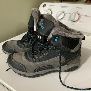 Everest Boots Women’s
